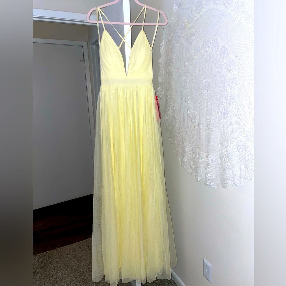 Light yellow Emerald Sundae gown